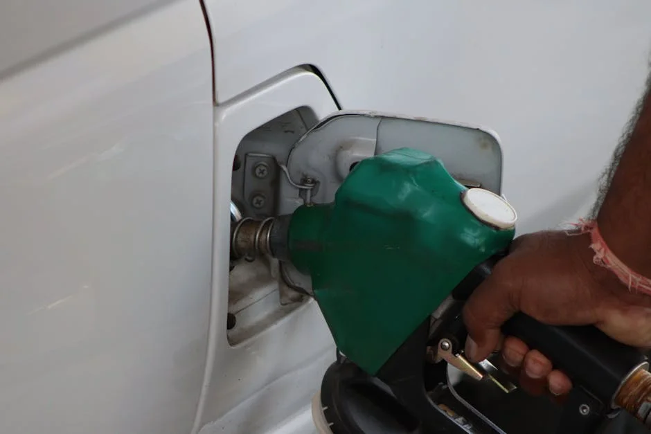 Australia Rechaza Impuesto a la Exportación de Gas — Crítica al Populismo — Futbol