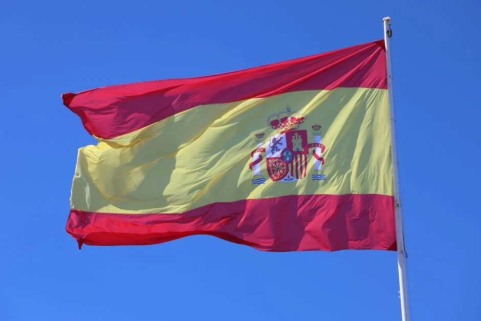 Ayuso Apunta a Francia Tras Pausa con Trek — ¿Qué Significa para América Latina? — Deportes Internacionales