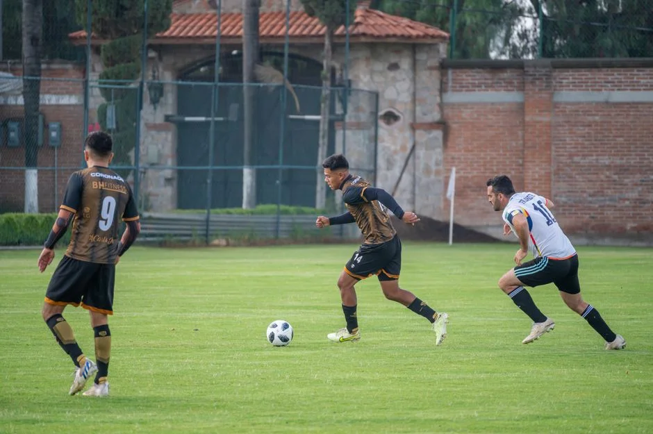 Bafana Bafana desafia a México en el Azteca — Deportes Nacionales