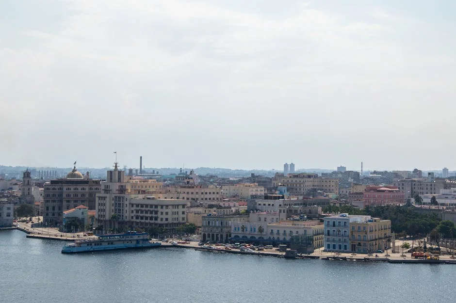 FBI Retira a Niño de Cuba — Sospecha de Secuestro por Genitora Trans — Futbol Americano