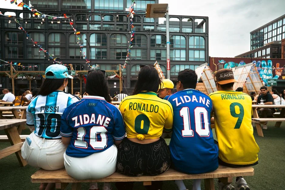 Inglaterra Desafía a Messi y Argentina por un Lugar en la Final del Mundial — Beisbol