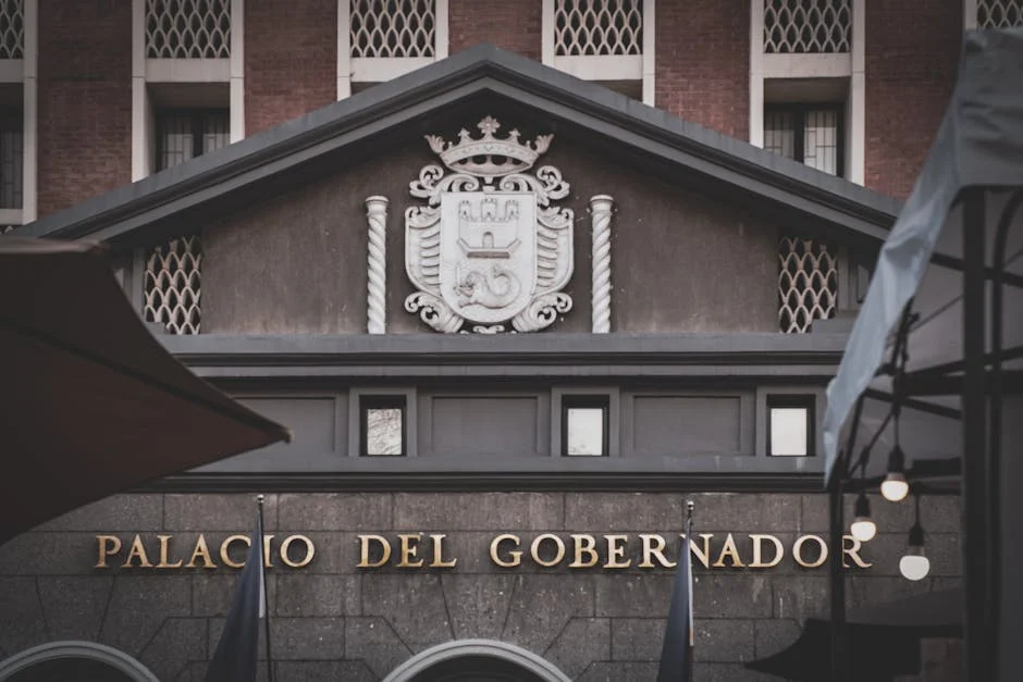 Ministra Británica Expone Abuso de Denuncias Falsas por Migrantes — Impacto en Venezuela — Formula 1