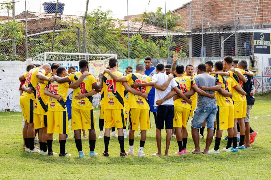 Neymar Apologiza por Abrazar a Robinho Jr. — El Impacto Social — Boxeo