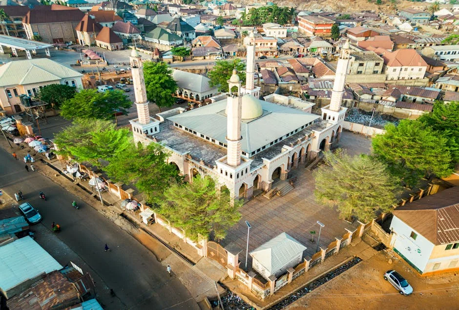 Policía de Nigeria rescata a 13 víctimas de secuestro en Benue — Futbol Americano